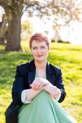 Emma Donoghue headshots 9 resized