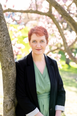 Emma Donoghue Headshot